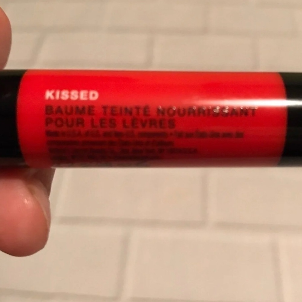 VICTORIA’S Secret lotion/lip gift bundle. … - Picture 5 of 6